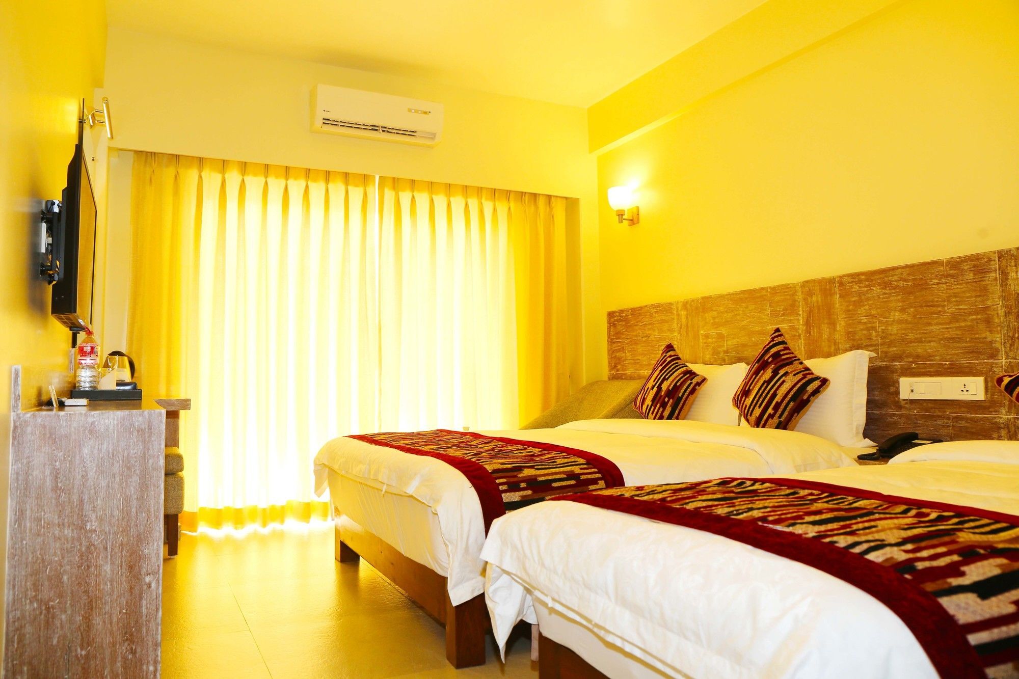 Hotel Haven O' Ganga Pokhara Exterior foto